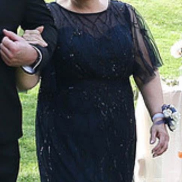 Stunning, navy blue beaded mother of the bride or groom dress - Picture 5 of 5